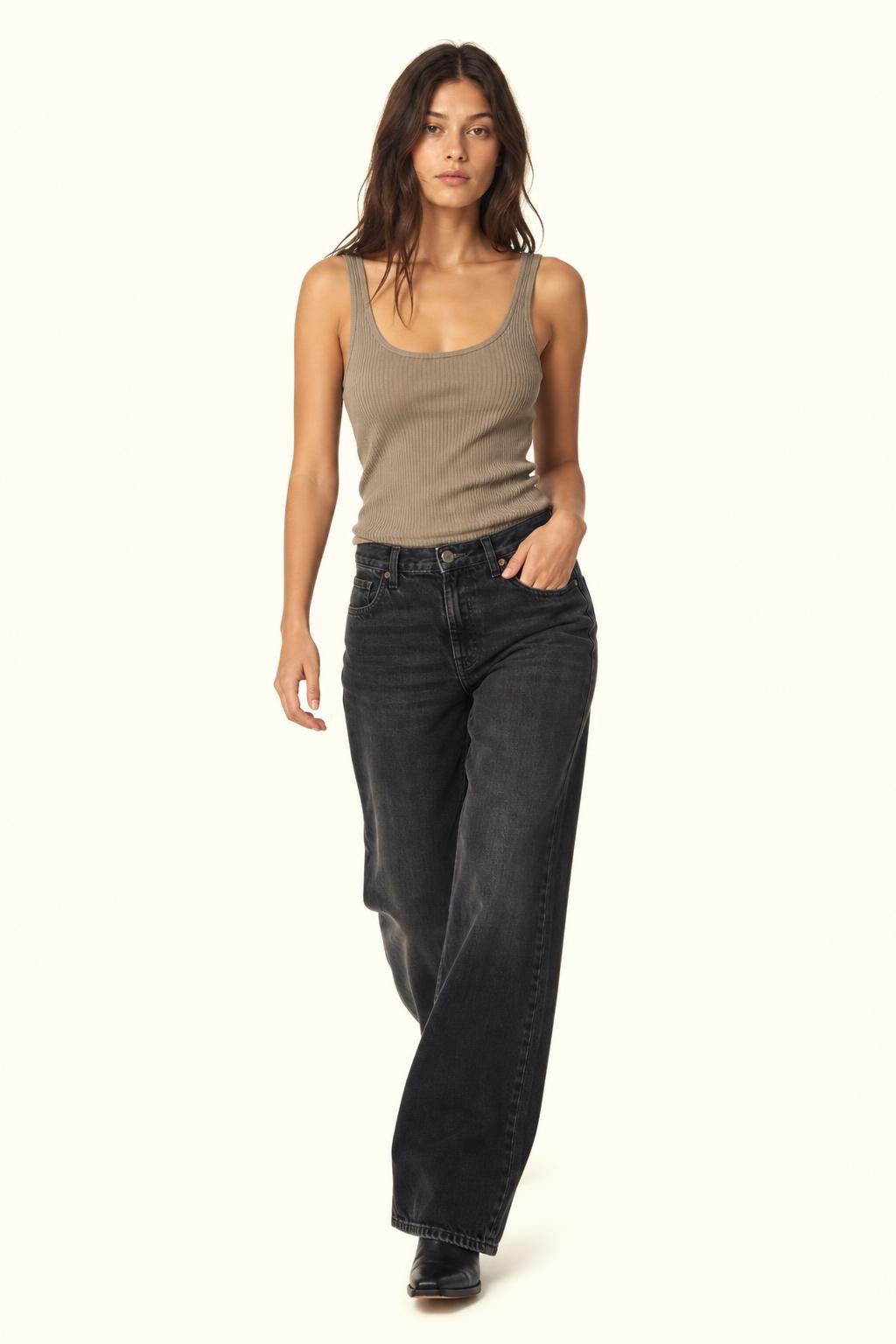 Studio fashion photo